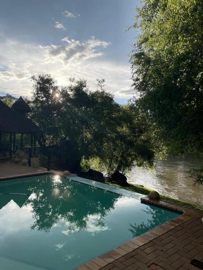 River Rock Lodge 파리스 외부 사진
