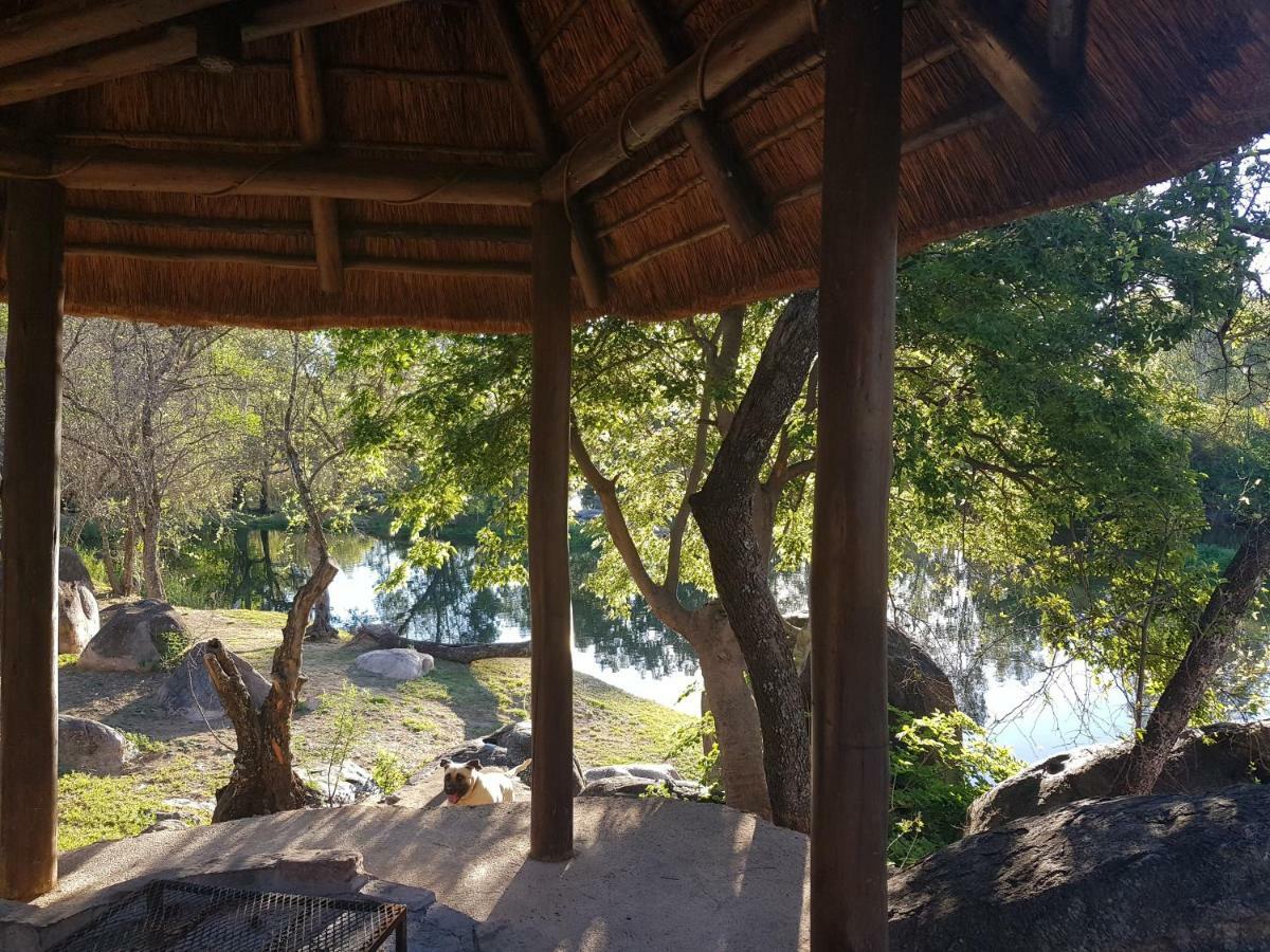 River Rock Lodge 파리스 외부 사진