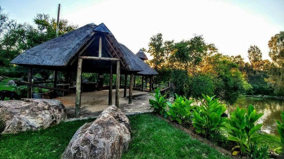 River Rock Lodge 파리스 외부 사진