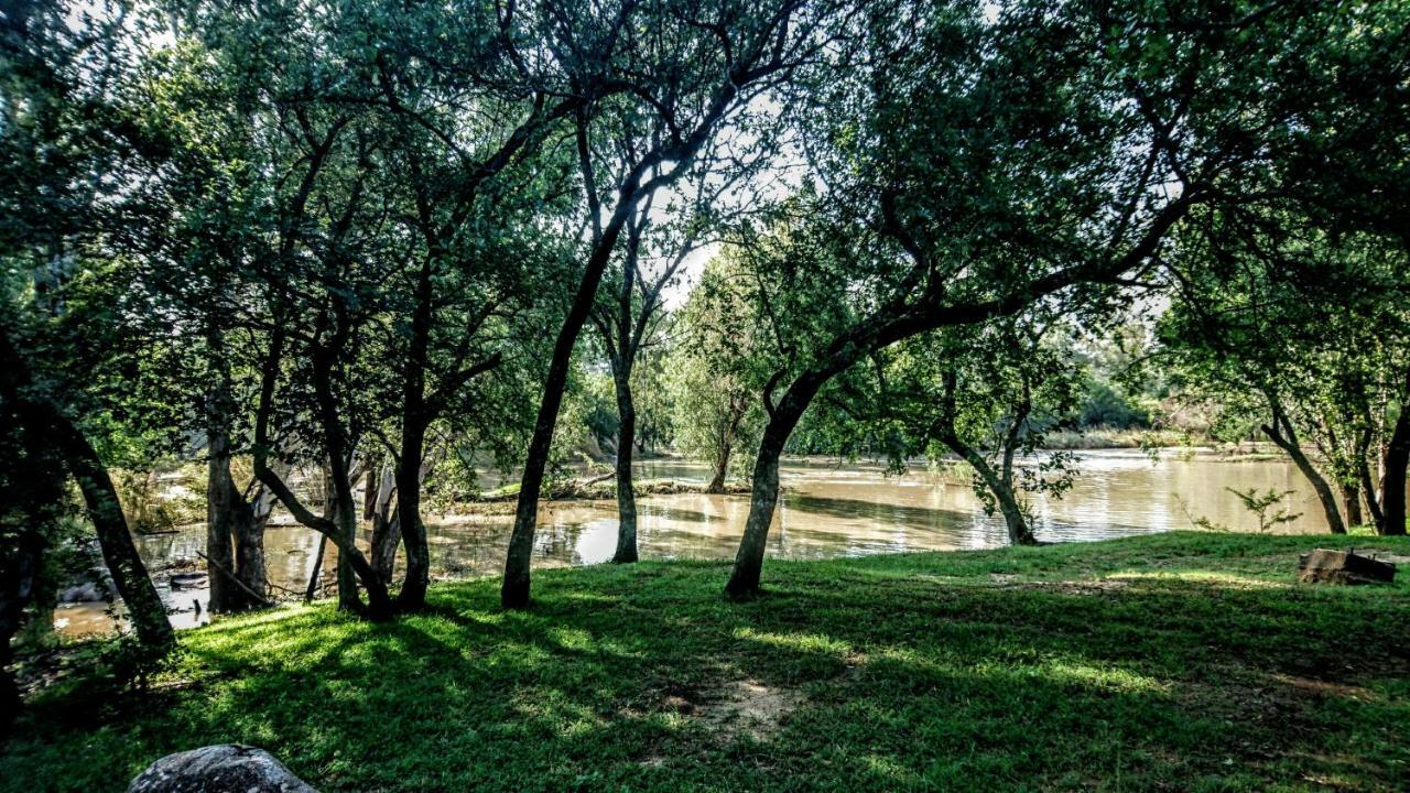River Rock Lodge 파리스 외부 사진
